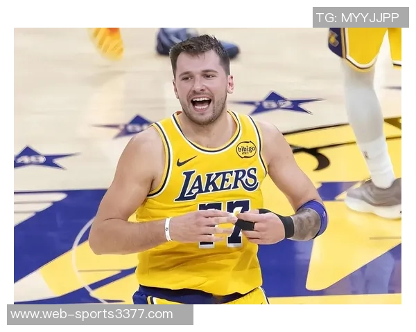 东契奇揭幕战狂砍43分创历史纪录现役球员中仅次于乔丹